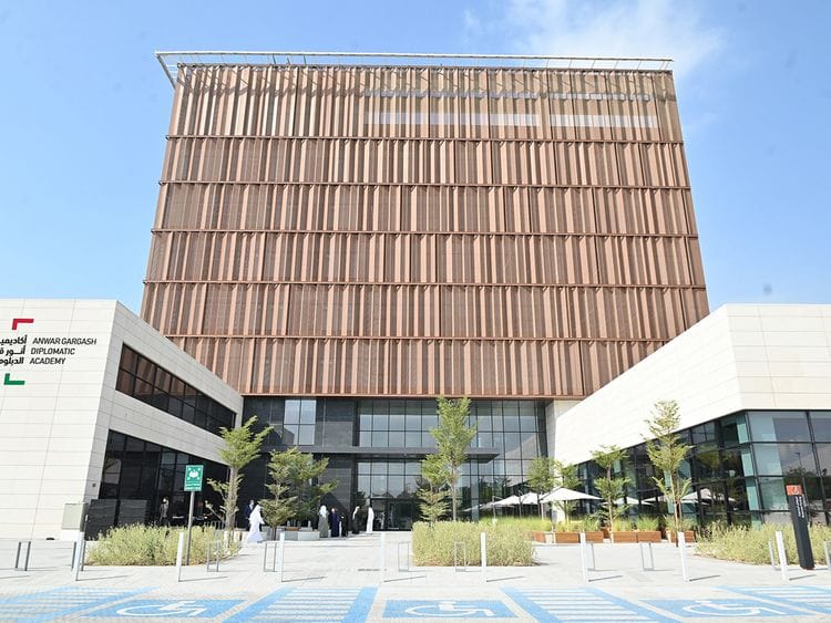 The_Anwar_Gargash_Diplomatic_Academy_campus_in_Abu_Dhabi-1644744706142