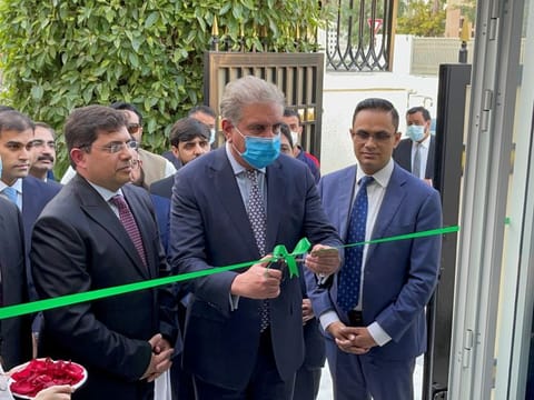 Pakistan Foreign Minister Shah Mahmood Qureshi inaugurates new counsellor hall at the Pakistan Consulate General in Dubai. He is accompanied by Consul General Hassan Afzal Khan and Deputy Consul General Giyan Chand. 