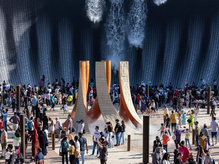 Visitors at Surreal_ The Water Feature_Large Image_m52877-1645528932478