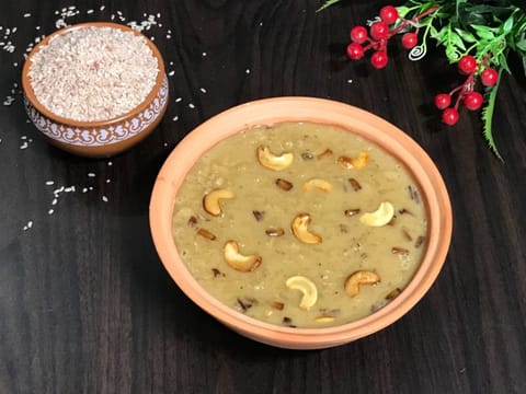 Guide to making Ari Payasam or rice pudding
