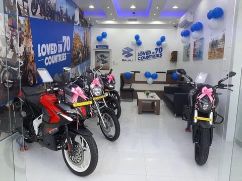 Bajaj Auto's new dealership and service centre is located at Al Firdous Building, M3 Mussafah, Abu Dhabi