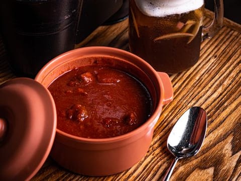 Watch Season 2 - Ramadan Special: Cook With Gulf News Food - Goan Beef Vindaloo
