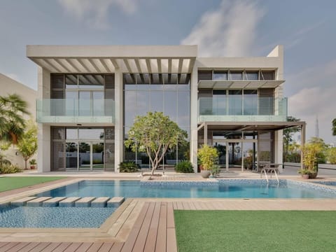 In a city landscape laden with luxury homes, there are still many waiting for the rich to set sights on them – and buy.  
