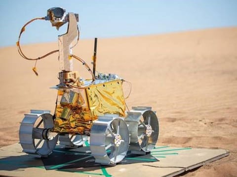Rashid Rover can climb over an obstacle up to 10cm tall and descend a 20-degree slope.