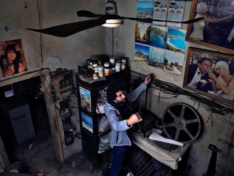 Copy of Lebanon_Theater_Revival_91816.jpg-46ad3-1646909426456