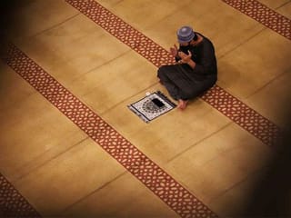 Photos: Muslims around the world mark first day of Ramadan 2022