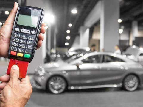 Here are 5 credit card mistakes to avoid right now