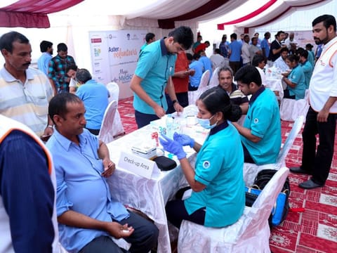  Throughout the camp, specialists from urology, pulmonology, cardiology, orthopaedic, general surgery and internal medicine will be available for free consultation. 