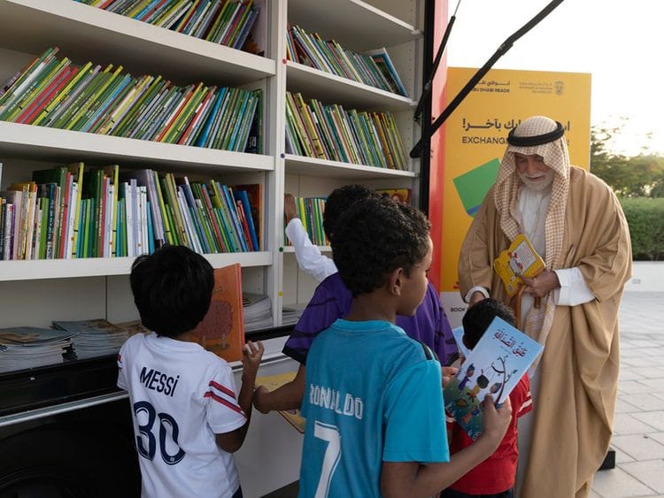 Library on Wheels by Adek in March 2022