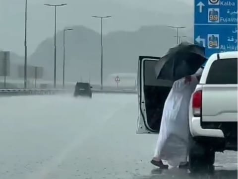Rain in UAE's eastern region