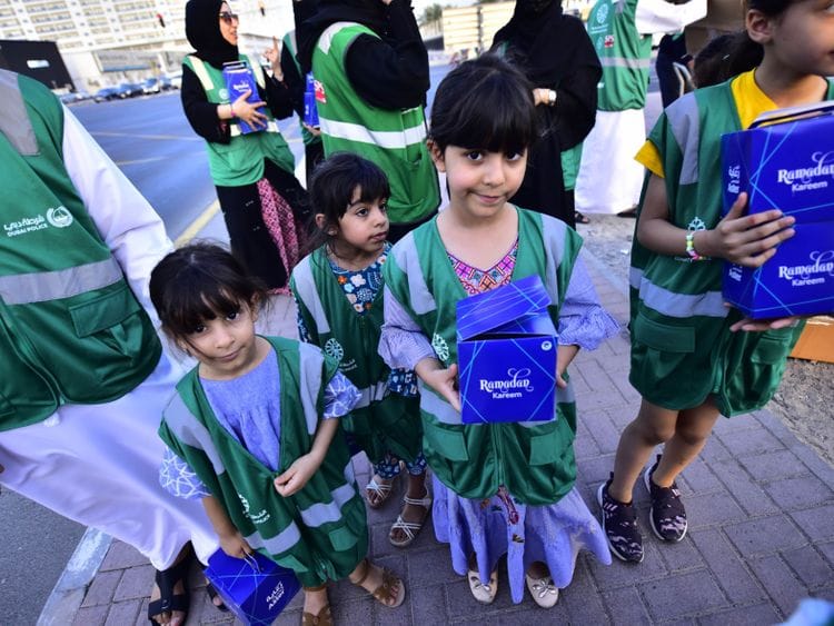 NAT 220425 Police Iftar CE016-1651210180196