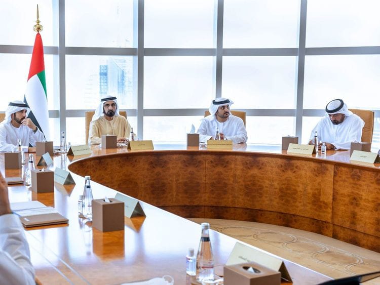 mbr-chairs-dubai-council-meeting-1652190381081