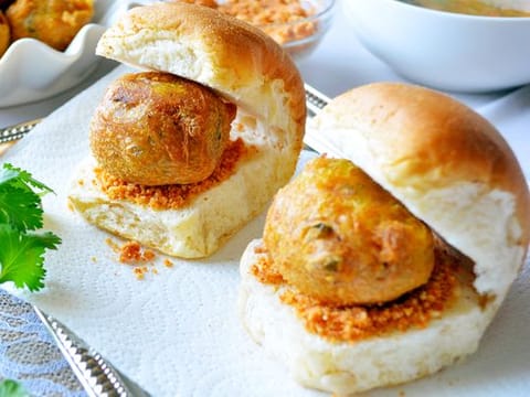 Mumbai Vada Pav