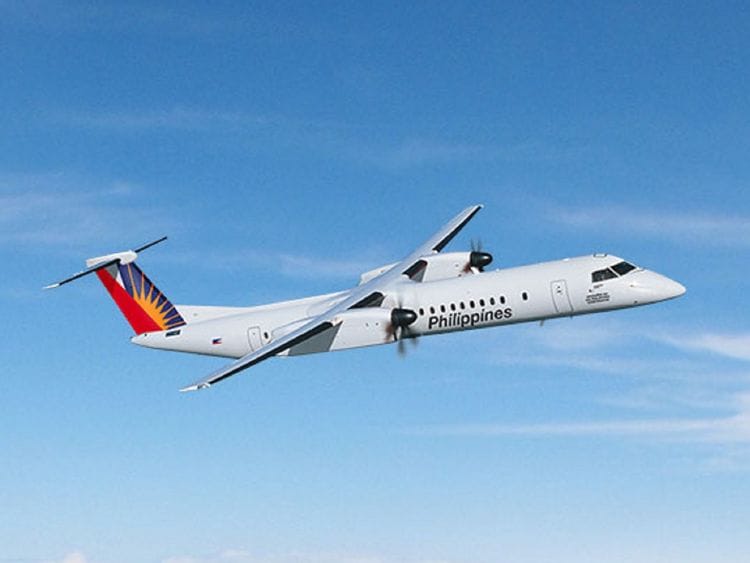 A De Havilland Dash 8 Turboprop 01