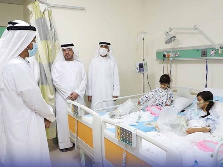 The injured students are visited by the officials.