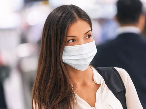  Illustrative image. Alongside the mask mandate, the Ministry also highlighted the necessity of maintaining hand hygiene through regular washing with water, soap, and the use of disinfectants.