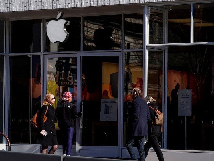 STOCK Apple