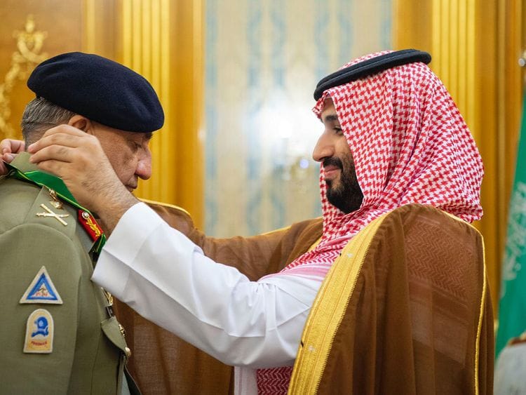 Saudi Crown Prince honouring Bajwa.