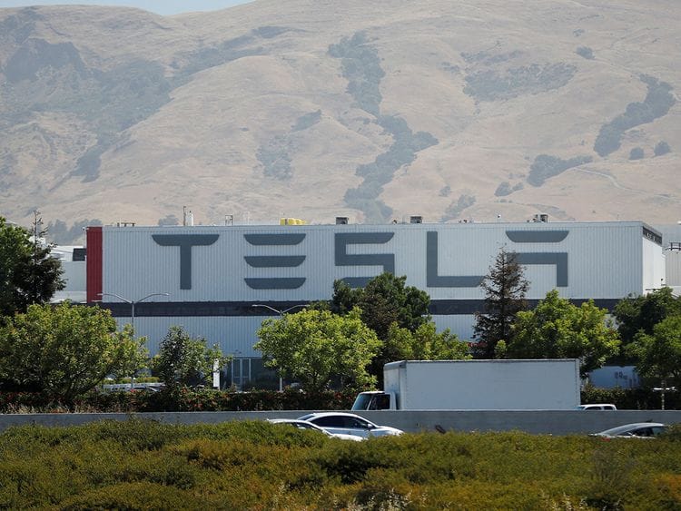 220629 Tesla