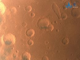 Photos: Chinese spacecraft acquires images of entire planet of Mars