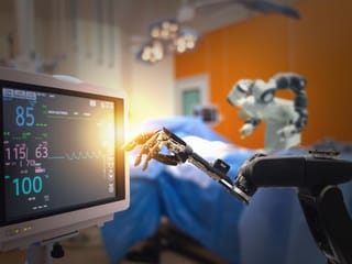 Meet first Emirati doctor to perform robotic surgery in UAE