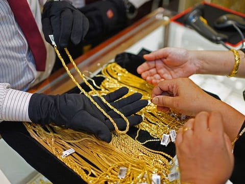Except in China, consumer demand for gold jewellery in most markets was tepid during the April-June phase. UAE shoppers may have to wait longer to see prices turn more accessible.