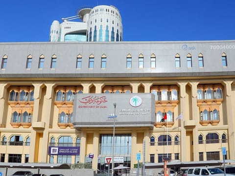 Dubai Land Department's Real Estate Control Department fined 256 brokers for not complying with the terms and conditions of advertisements.