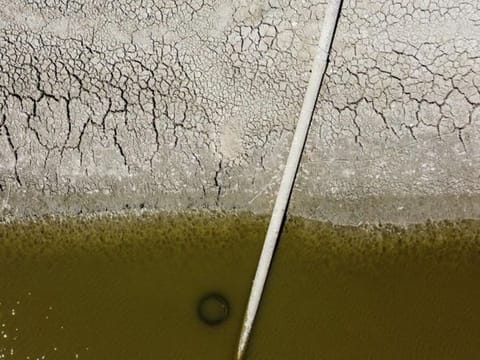 UK hit by heatwave: Footage shows dramatically low water levels at Woodhead Reservoir