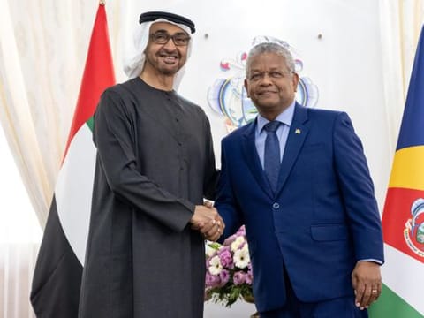 Bilateral talks: UAE President meets President of Seychelles