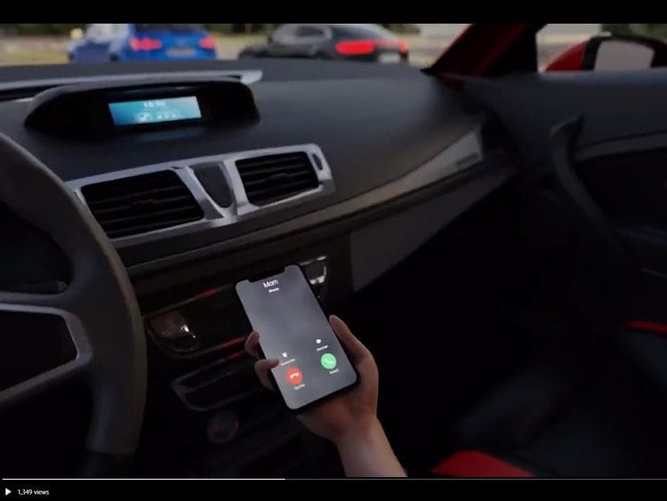 abu-dhabi-video-about-driving-while-using-phone-1661320857136