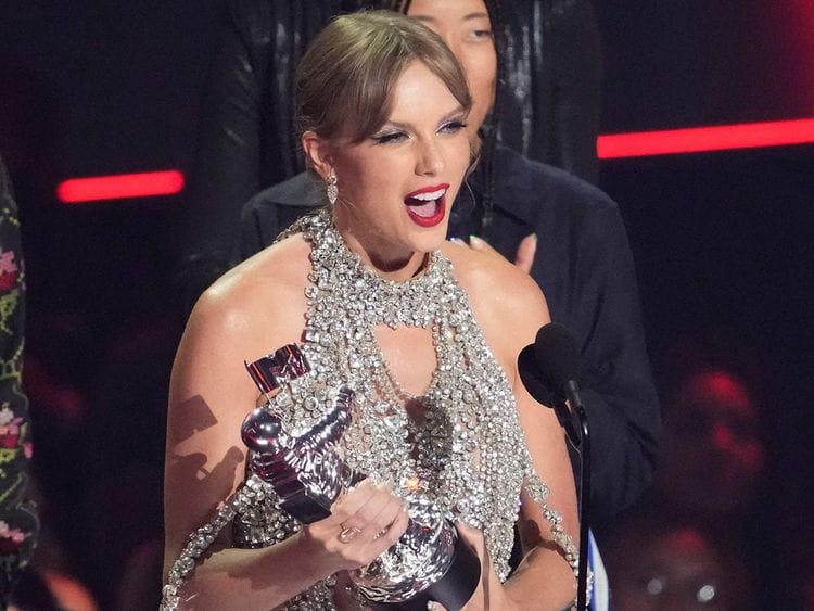 20220829 taylor swift