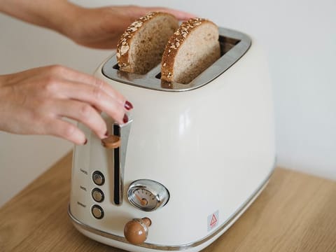 Toasters today give you the ability to peek and check mid-cycle, and toast a whole range of breads, bagels and even waffles.