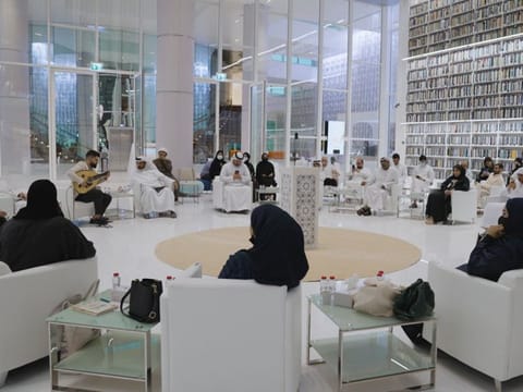 A poetry reading event under the title ‘Poetry Hour’ saw the participation of a select group of Emirati poets at the library