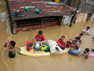Photos: Powerful Typhoon Noru slams into the Philippines