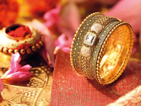 Bridal jewellery that will make the guests at your wedding go 'wow'