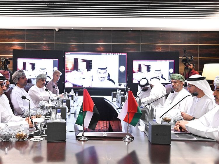 uae-oman-rail.jpg