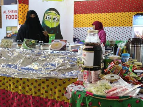 Sharjah Social Services Department announces to reduce fees for social processional licences in the emirate.