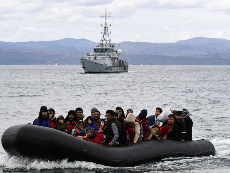 greece migrants-1665915232349