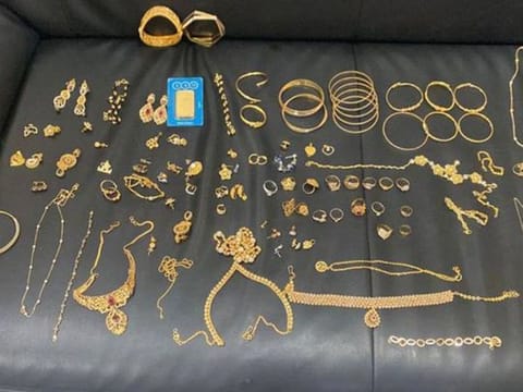 Ajman Police return belongings including gold worth Dh350,000 after they were stolen from Asian family