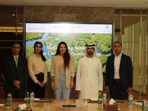   Saboor Karamat, Legal Counselor, Blue Carbon, Josiane Sadaka, CEO, Blue Carbon, Naheed Memon, CEO of Oracle Power Plc, Sheikh Ahmed Dalmook Al Maktoum, Chairman, Blue Carbon, and Dr. Naveed Akhter, CTO of Oracle Power Plc