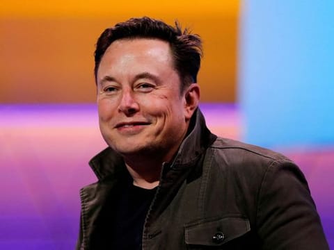 Elon Musk has said that Twitter employees will follow the same policy as Tesla and SpaceX