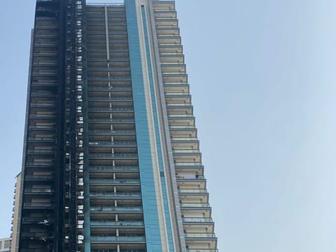 Dubai Civil Defence teams arrived at the scene five minutes after the Operations Room was alerted of the fire at 3:11am
