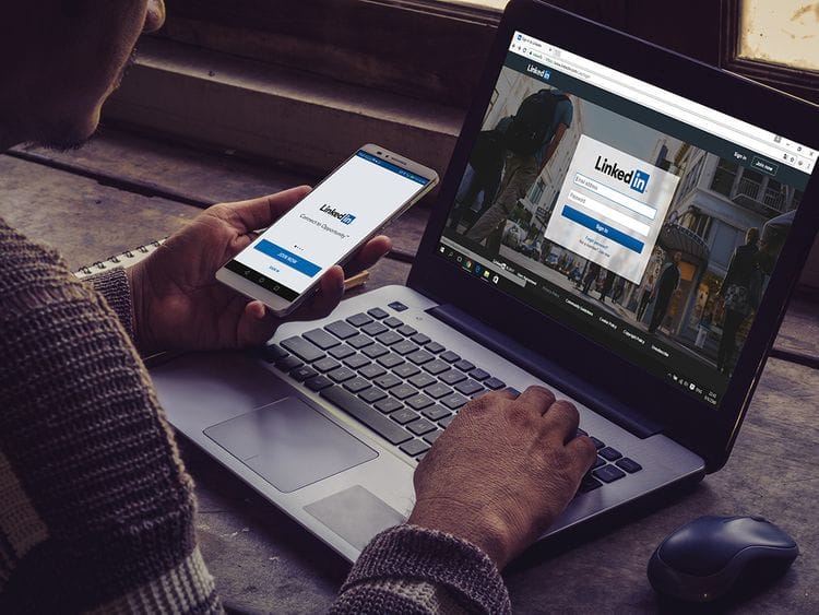 Stock-LinkedIn
