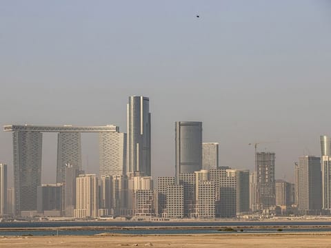  According to statistical estimates the non-oil sectors contributed 50.3 per cent to GDP, with an increase of Dh39 billion to reach Dh417.3 billion in total by the end of Q3-2022.