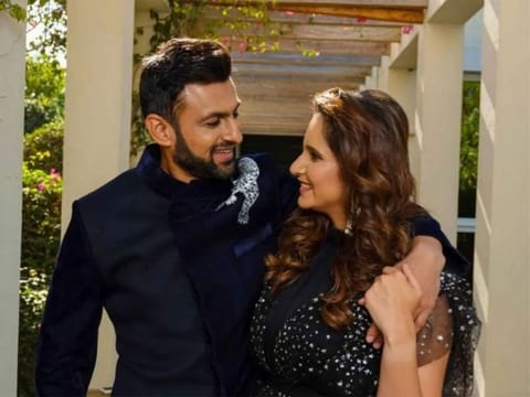 insta/ realshoaibmalik and mirzasaniar