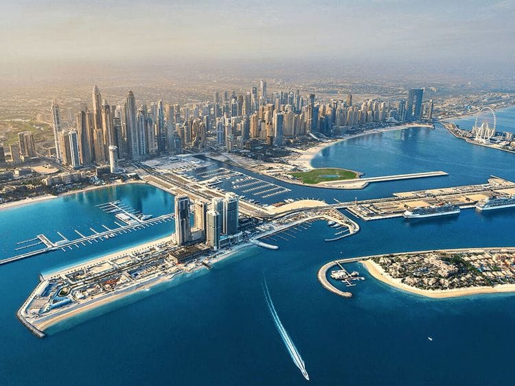 Stock Dubai skyline JBR 