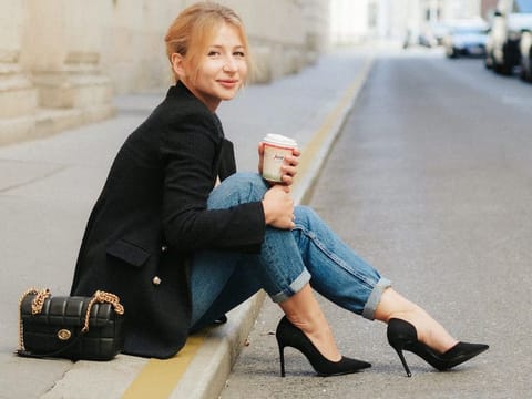 Is wearing heels to work a trend again? Some UAE-based expats explain, as they get back on their feet, quite literally.