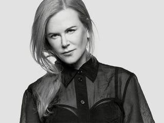 Hollywood star Nicole Kidman bids $100,000 for Hugh Jackman's signed hat on Broadway