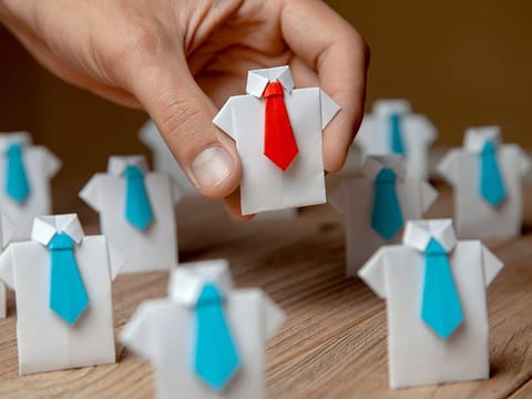 The payout is calculated at the rate of 60 per cent of the average basic salary in the last six months before unemployment, and paid for a maximum of three months from the date of unemployment