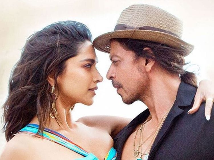 Deeepika Padukone and Shahrukh Khan 